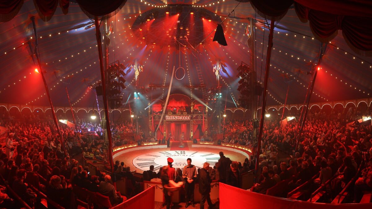 04_Zeltpalast (c) Circus-Theater Roncalli